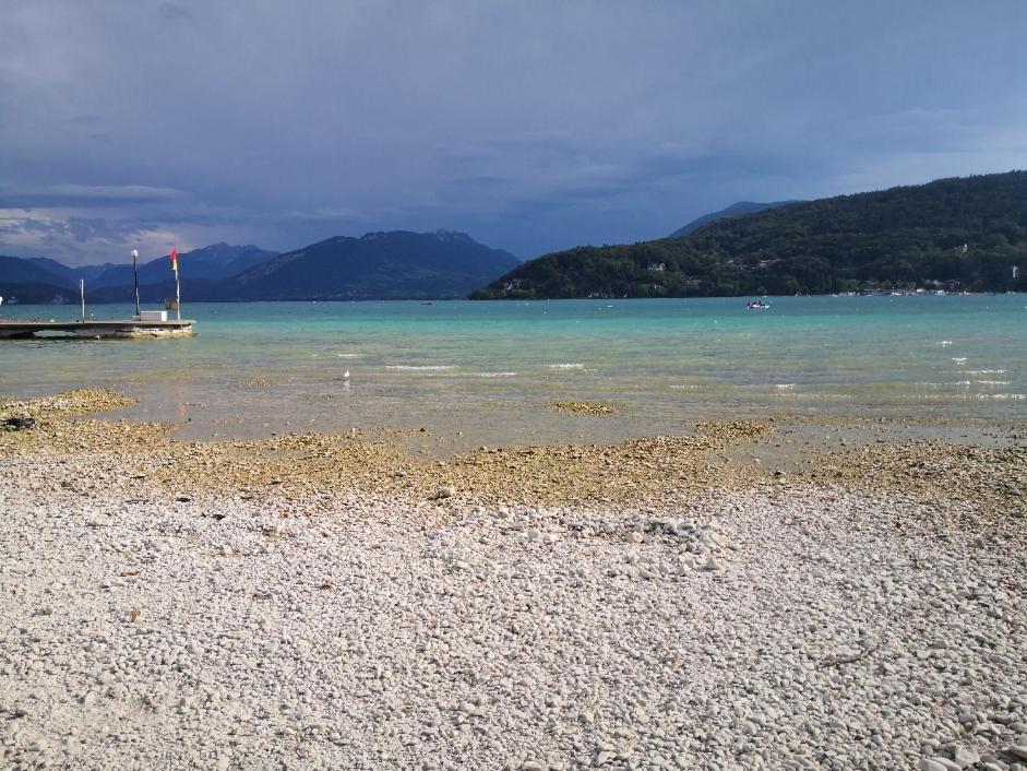 Studio Moderne, Place Parking Prive, Emplacement Ideal A 100 M Du Lac. Annecy Ngoại thất bức ảnh